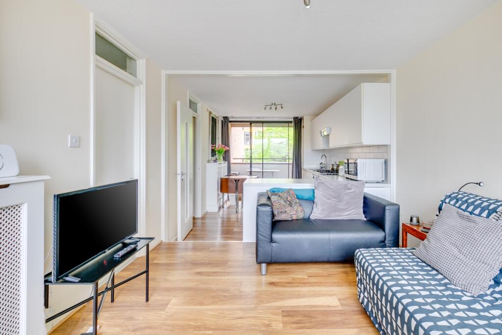 1 bed Apartment for rent in Bermondsey. From Hamptons - Tower Bridge