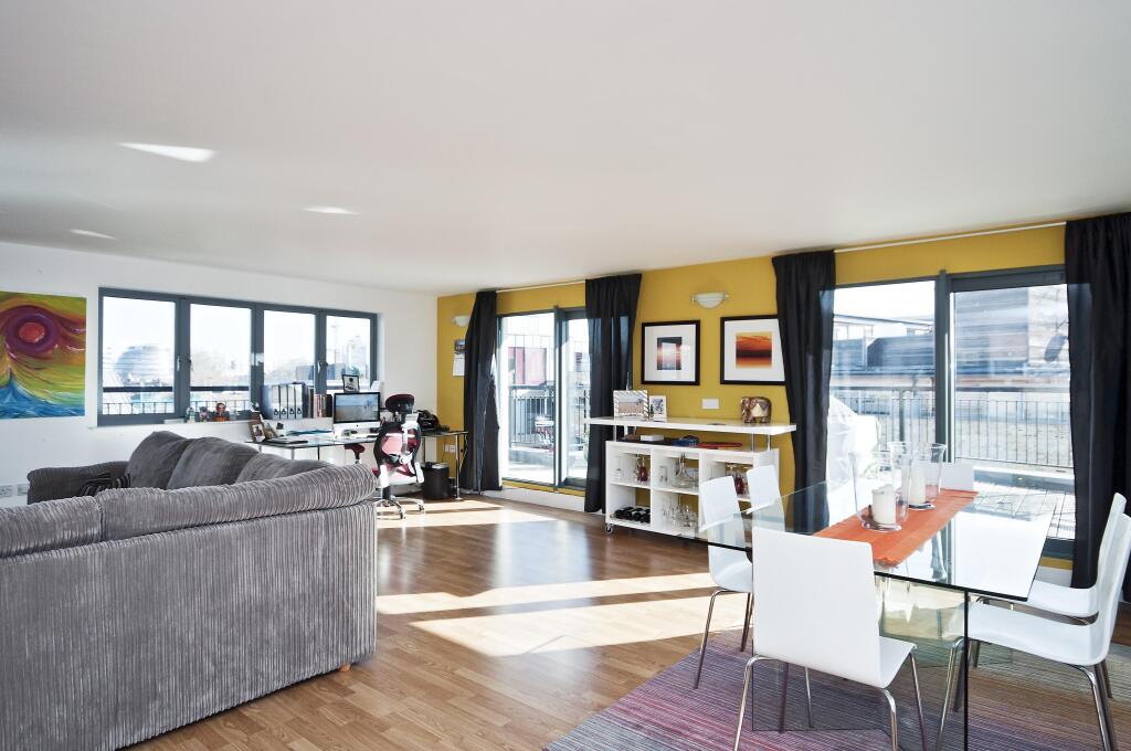 3 bed Apartment for rent in Bermondsey. From Hamptons - Tower Bridge