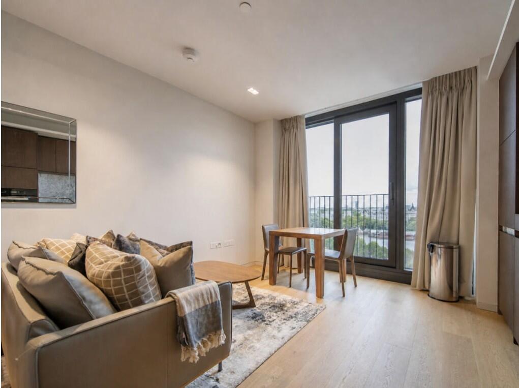 4 bed Apartment for rent in Bermondsey. From Hamptons - Tower Bridge 4 bed Apartment for rent in Bermondsey. From Hamptons - Tower Bridge