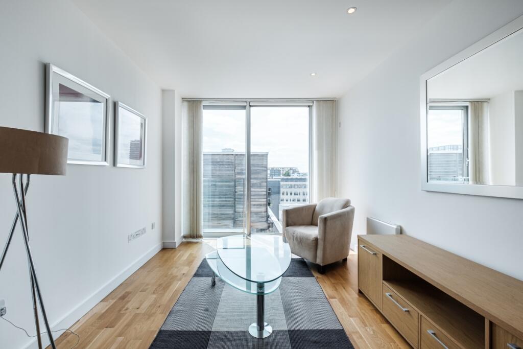1 bed Apartment for rent in Bermondsey. From Hamptons - Tower Bridge