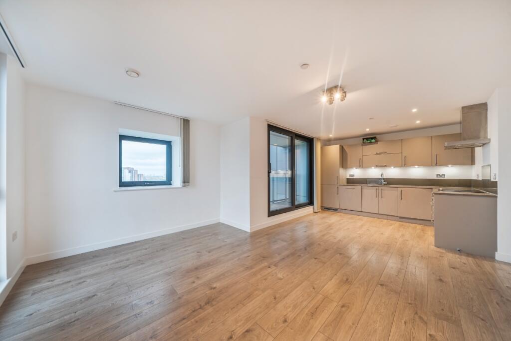 2 bed Apartment for rent in Poplar. From Hamptons - Tower Bridge 2 bed Apartment for rent in Poplar. From Hamptons - Tower Bridge