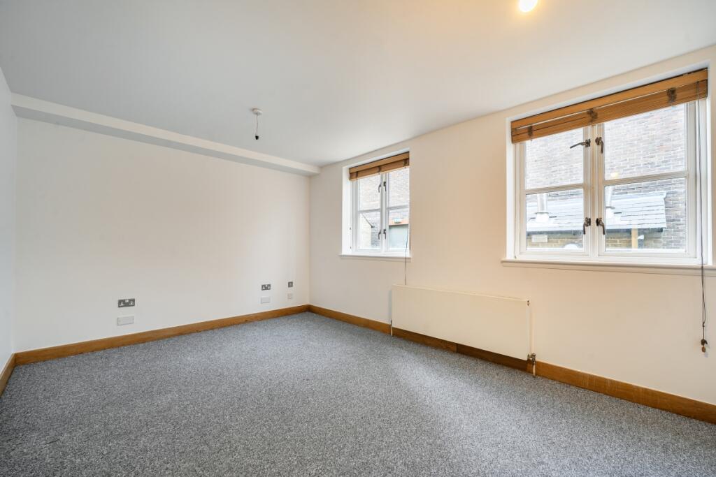 2 bed Apartment for rent in Stepney. From Hamptons - Tower Bridge