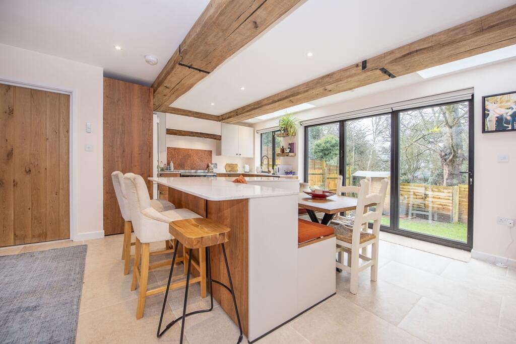 2 bed Mid Terraced House for rent in Wimbledon. From Hamptons - Wimbledon