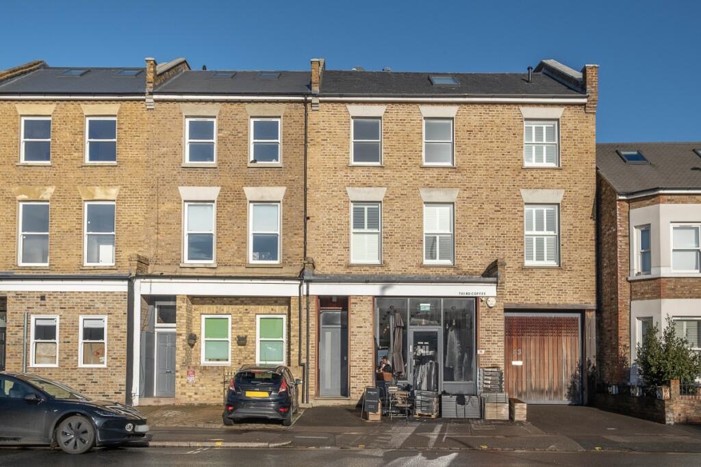 1 bed 1st Floor Flat for rent in Merton. From Hamptons - Wimbledon