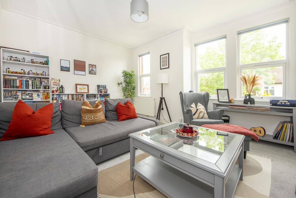 1 bed Annexe for rent in Wimbledon. From Hamptons - Wimbledon