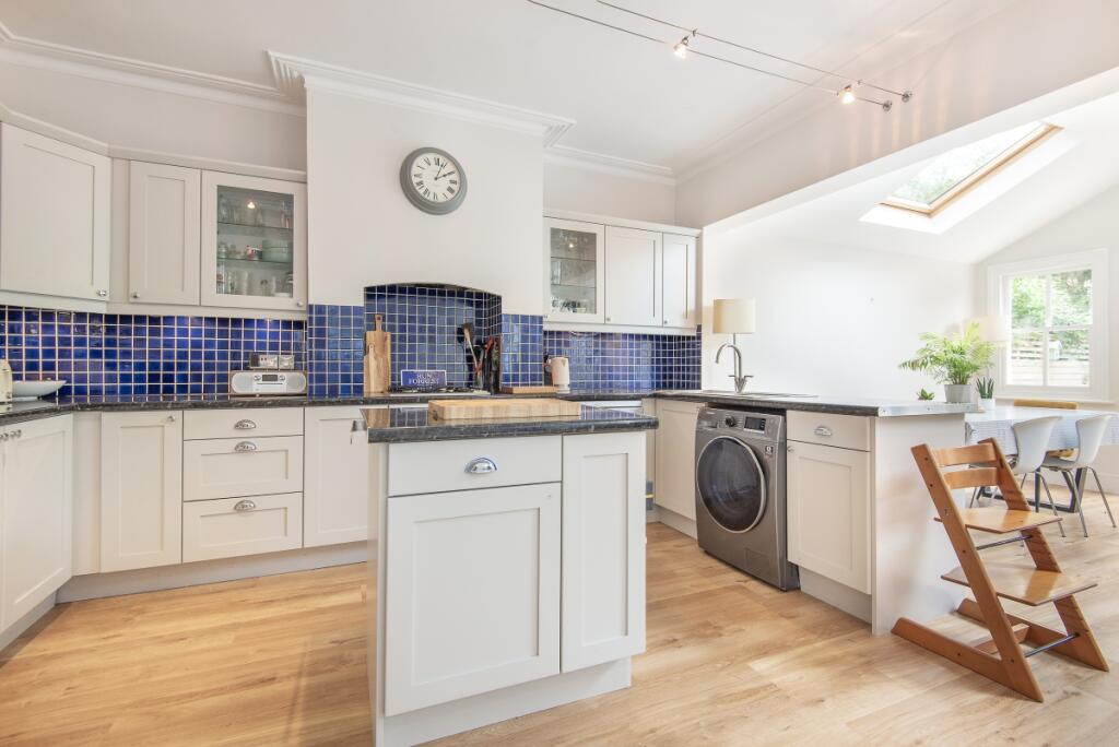 4 bed Mid Terraced House for rent in Wimbledon. From Hamptons - Wimbledon