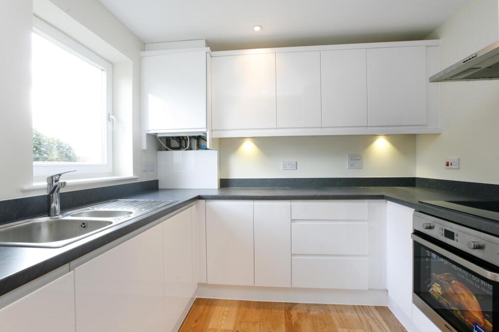 1 bed Apartment for rent in New Malden. From Hamptons - Wimbledon