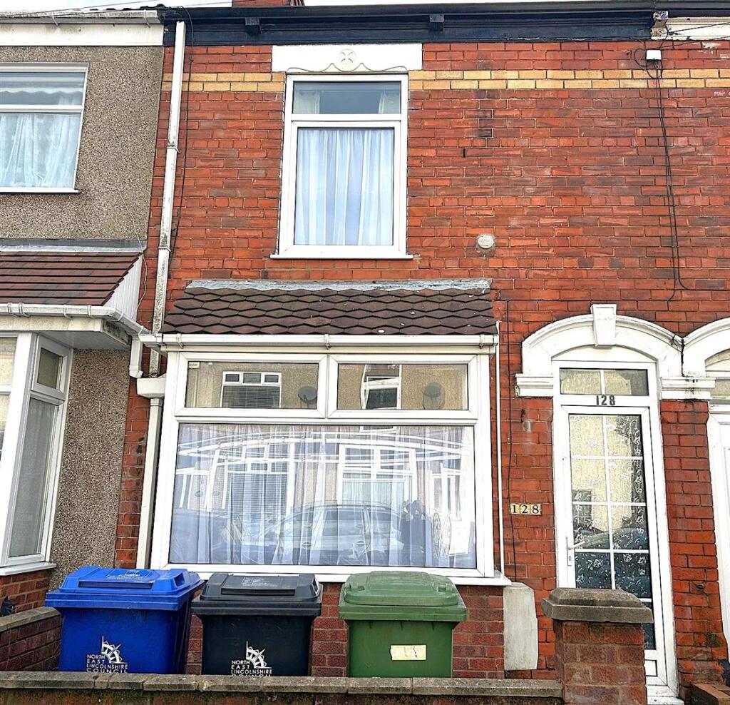 2 bed Mid Terraced House for rent in Grimsby. From BMH - Cleethorpes