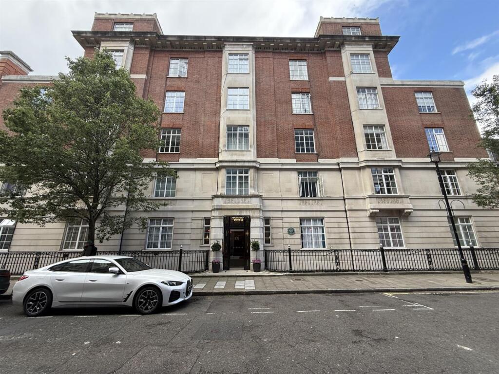 4 bed Detached for rent in Camden Town. From Harris and Company