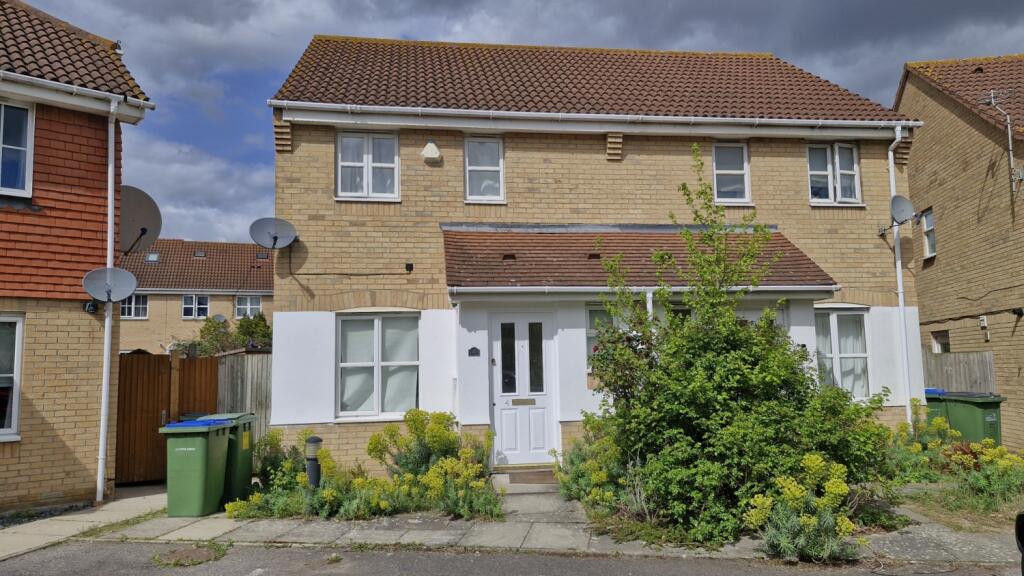 3 bed Detached for rent in Woolwich. From hi-residential - South East London