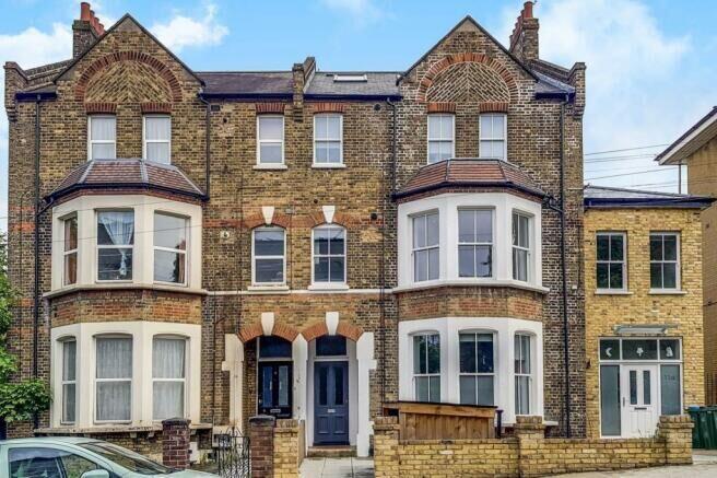 2 bed 1st Floor Flat for rent in Woolwich. From hi-residential - South East London