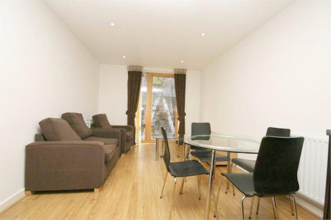 1 bed 1st Floor Flat for rent in Barking. From Holdens Property Services - Ilford