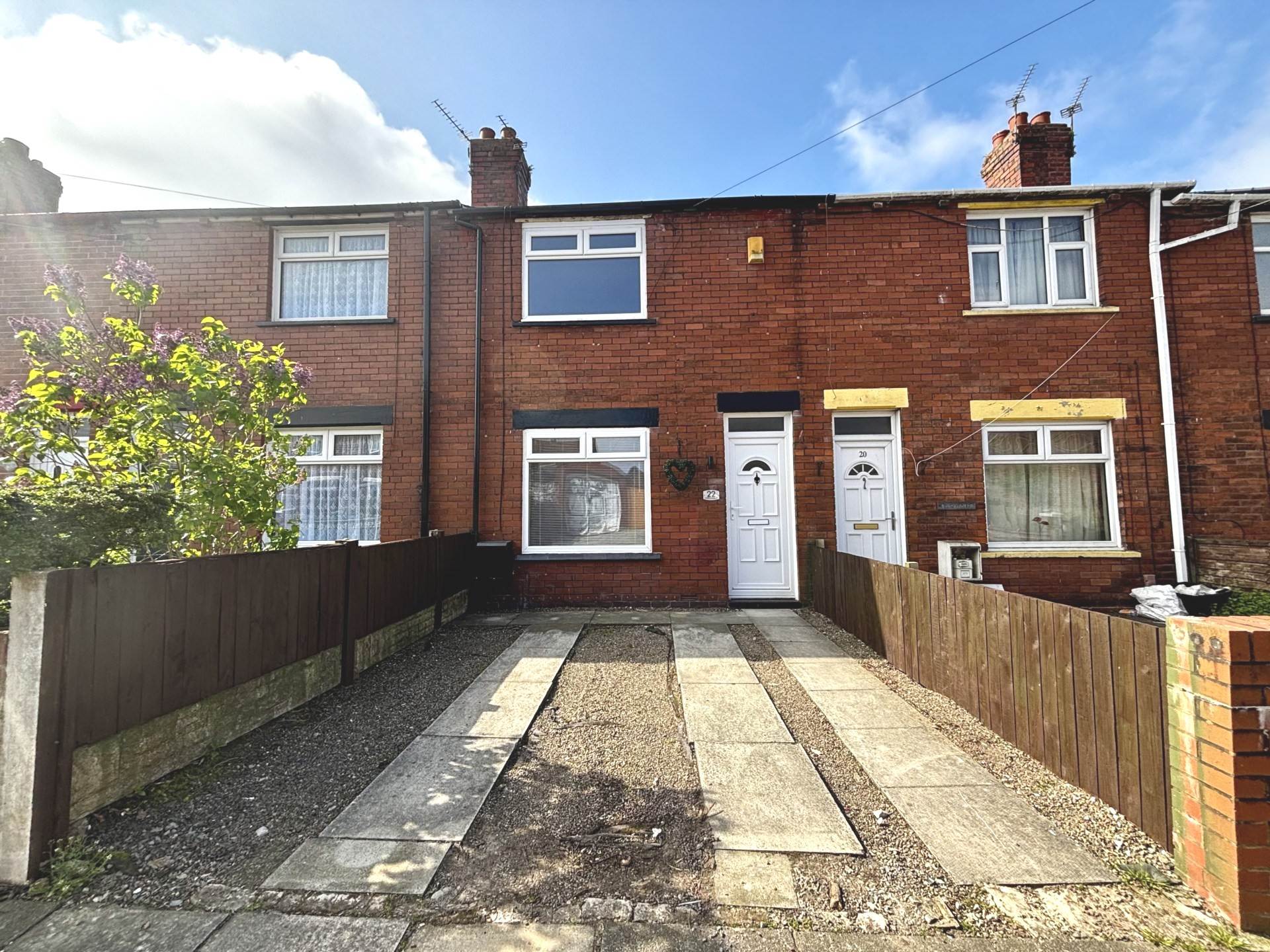 3 bed Mid Terraced House for rent in St Helens. From Home Estate Agents Ltd - Tameside