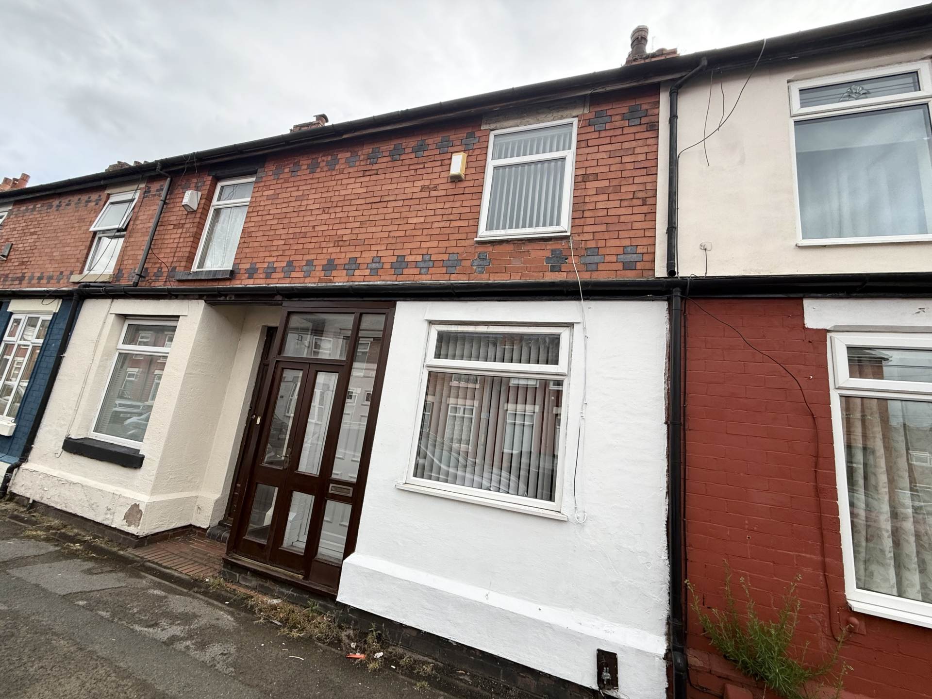2 bed Mid Terraced House for rent in Warrington. From Home Estate Agents Ltd - Tameside