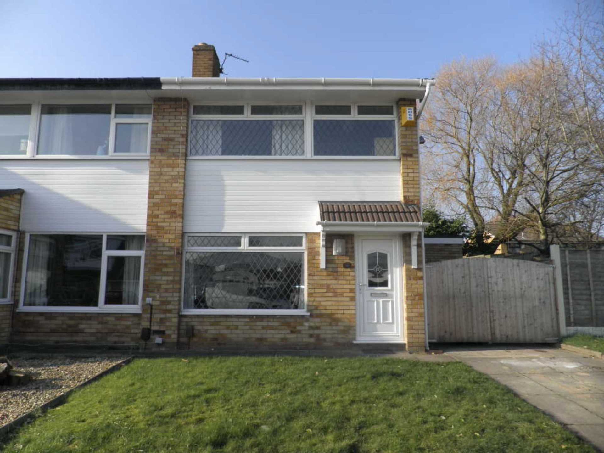 3 bed Semi Detached for rent in Warrington. From Home Estate Agents Ltd - Tameside 3 bed Semi Detached for rent in Warrington. From Home Estate Agents Ltd - Tameside