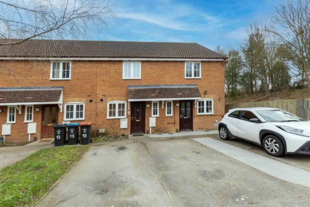 2 bed Mid Terraced House for rent in Whaddon. From Homes on Web Ltd - Newport Pagnell