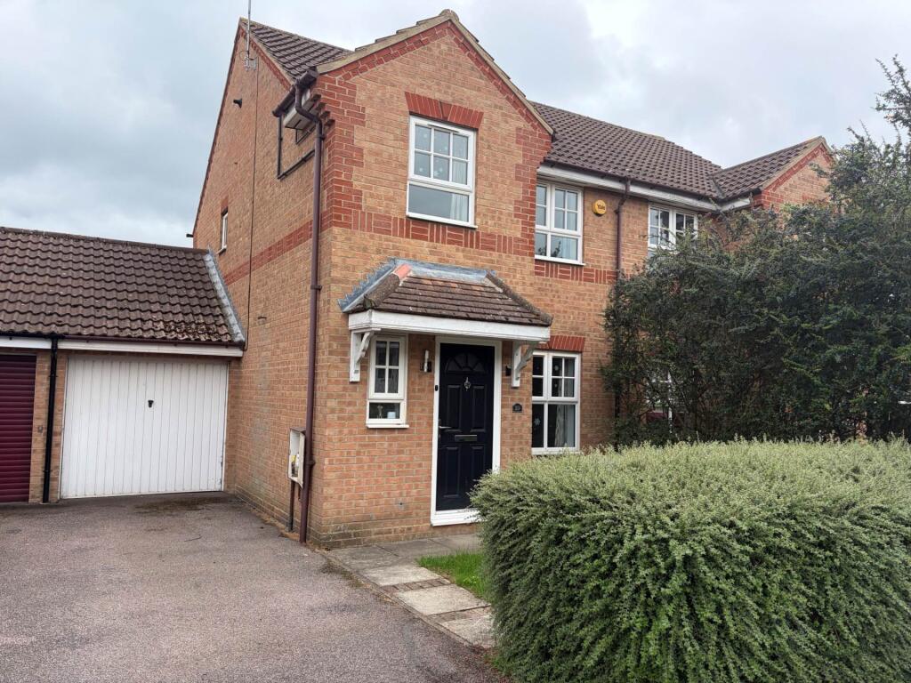 3 bed Semi Detached for rent in Milton Keynes. From Homes on Web Ltd - Newport Pagnell