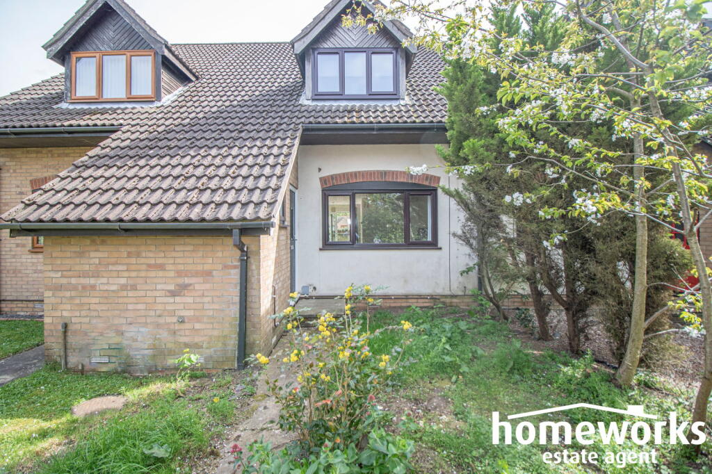 3 bed Mid Terraced House for rent in Westfield. From Homeworks - Dereham