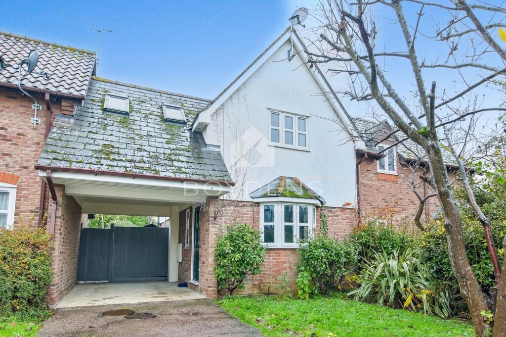 2 bed Mid Terraced House for rent in Workhouse Hill. From Boydens - Colchester