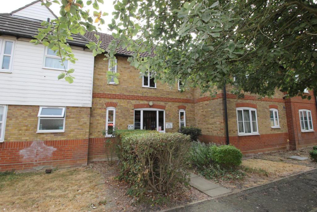 1 bed 1st Floor Flat for rent in Workhouse Hill. From Boydens - Colchester 1 bed 1st Floor Flat for rent in Workhouse Hill. From Boydens - Colchester