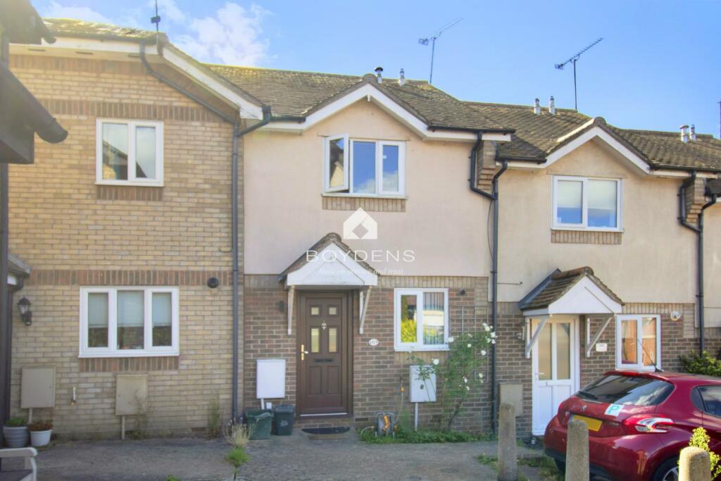 2 bed Mid Terraced House for rent in Colchester. From Boydens - Colchester