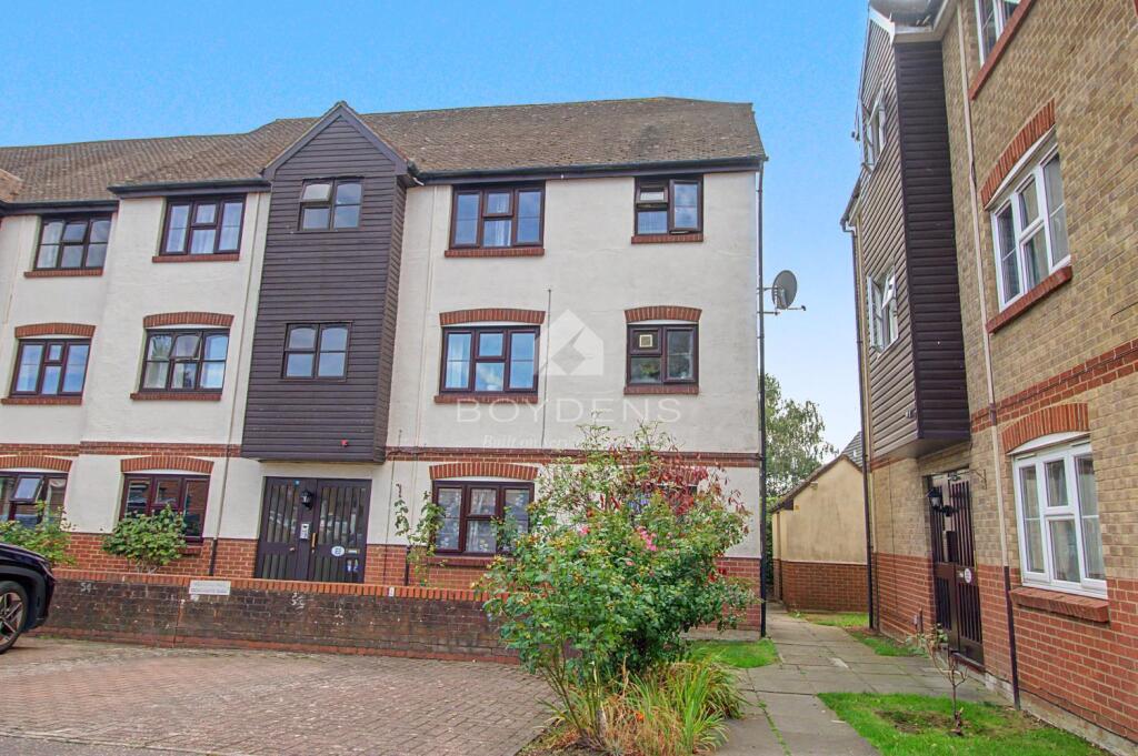 2 bed 1st Floor Flat for rent in Workhouse Hill. From Boydens - Colchester