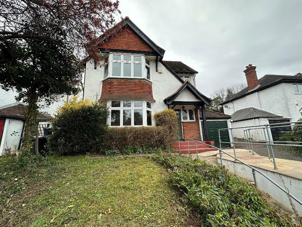 4 bed Detached House for rent in Purley. From Hubbard Torlot - Sanderstead