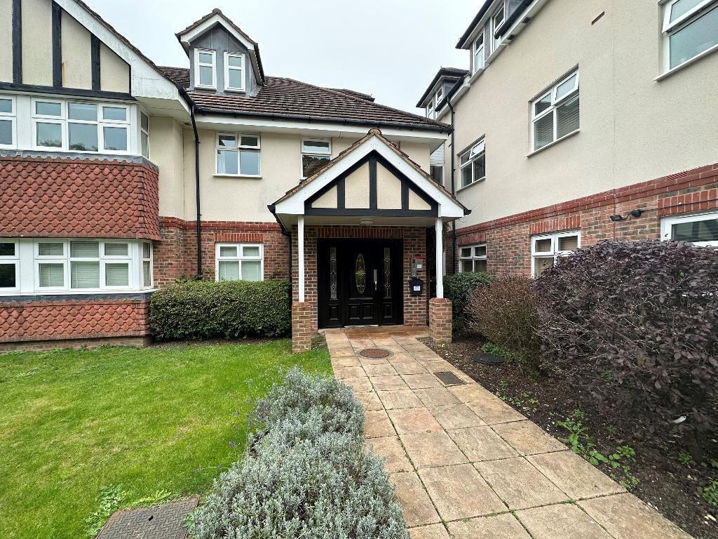 1 bed House (unspecified) for rent in Warlingham. From Hubbard Torlot - Sanderstead