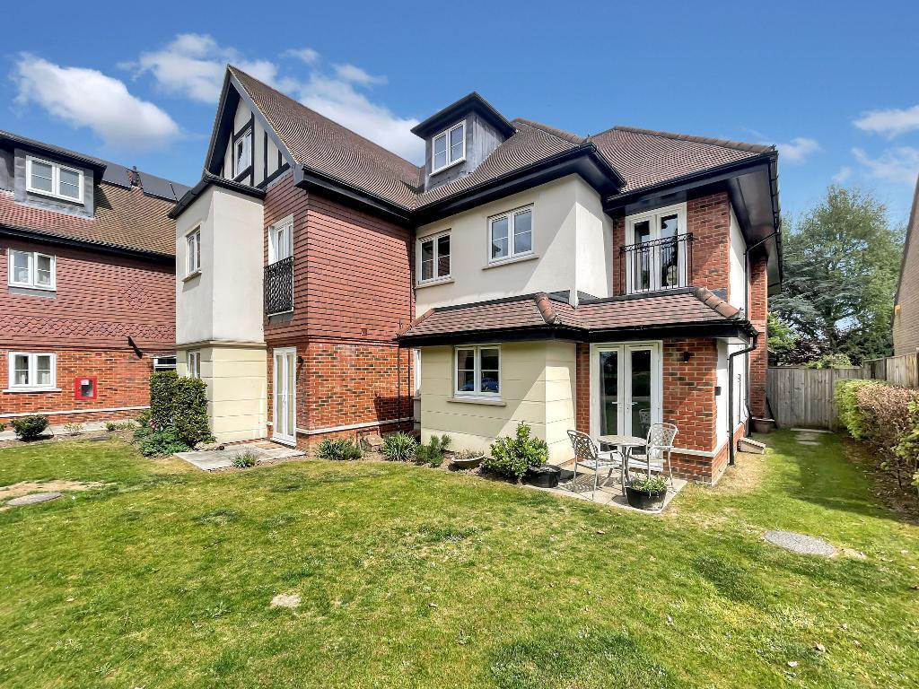 2 bed Apartment for rent in Warlingham. From Hubbard Torlot - Sanderstead