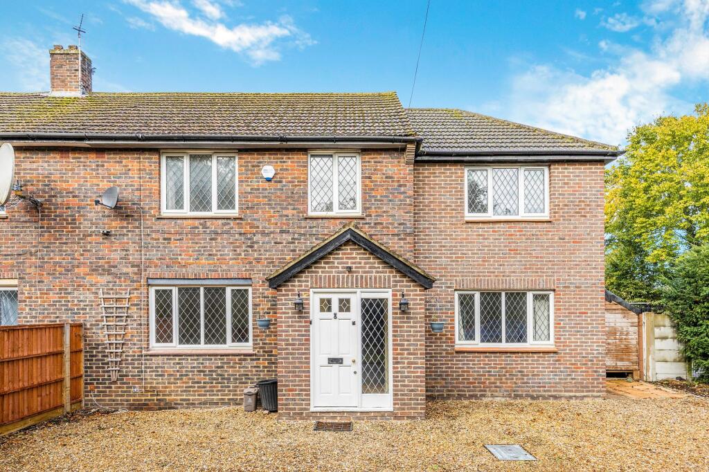 4 bed Semi Detached for rent in Malden Rushett. From Humphrey and Brand Residential - Surbiton 4 bed Semi Detached for rent in Malden Rushett. From Humphrey and Brand Residential - Surbiton
