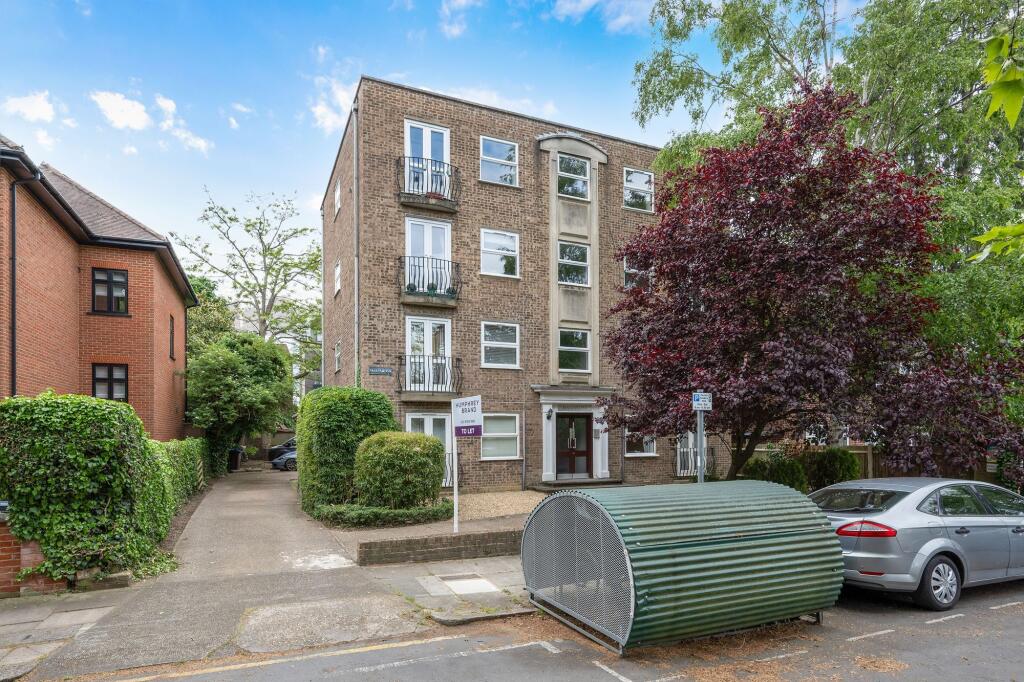 1 bed 1st Floor Flat for rent in Surbiton. From Humphrey and Brand Residential - Surbiton