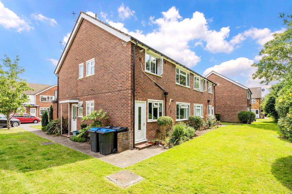 2 bed Annexe for rent in Surbiton. From Humphrey and Brand Residential - Surbiton 2 bed Annexe for rent in Surbiton. From Humphrey and Brand Residential - Surbiton