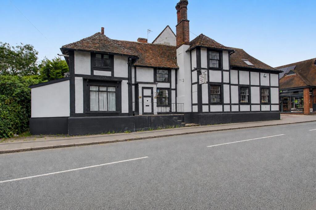 4 bed Mid Terraced House for rent in Kelvedon. From Boydens - Kelvedon