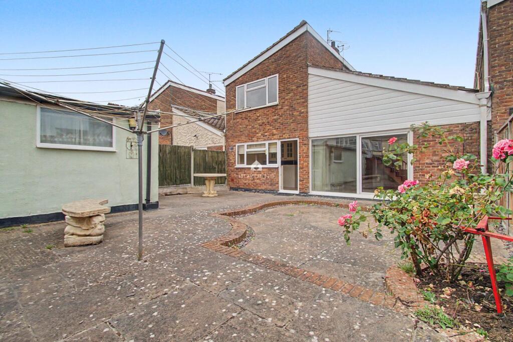 3 bed Mid Terraced House for rent in Braintree. From Boydens - Kelvedon 3 bed Mid Terraced House for rent in Braintree. From Boydens - Kelvedon