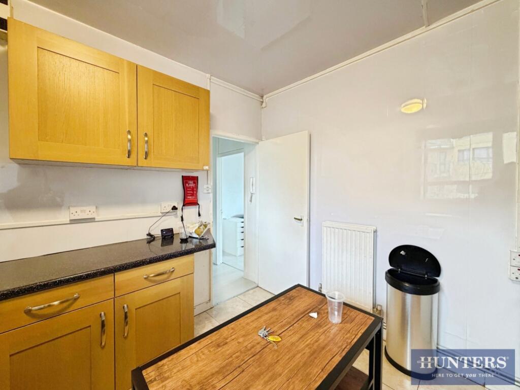 3 bed 1st Floor Flat for rent in London. From Hunters - Camden