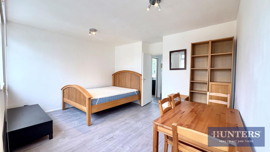 4 bed Studio for rent in London. From Hunters - Camden