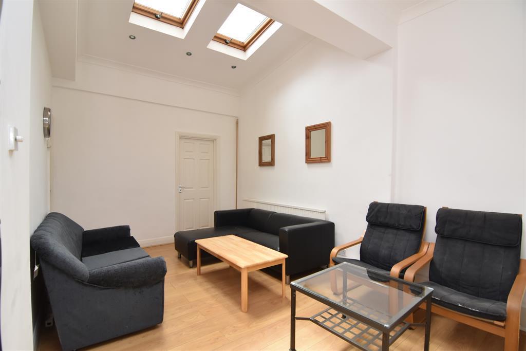 3 bed 1st Floor Flat for rent in Camden Town. From Hunters - Camden
