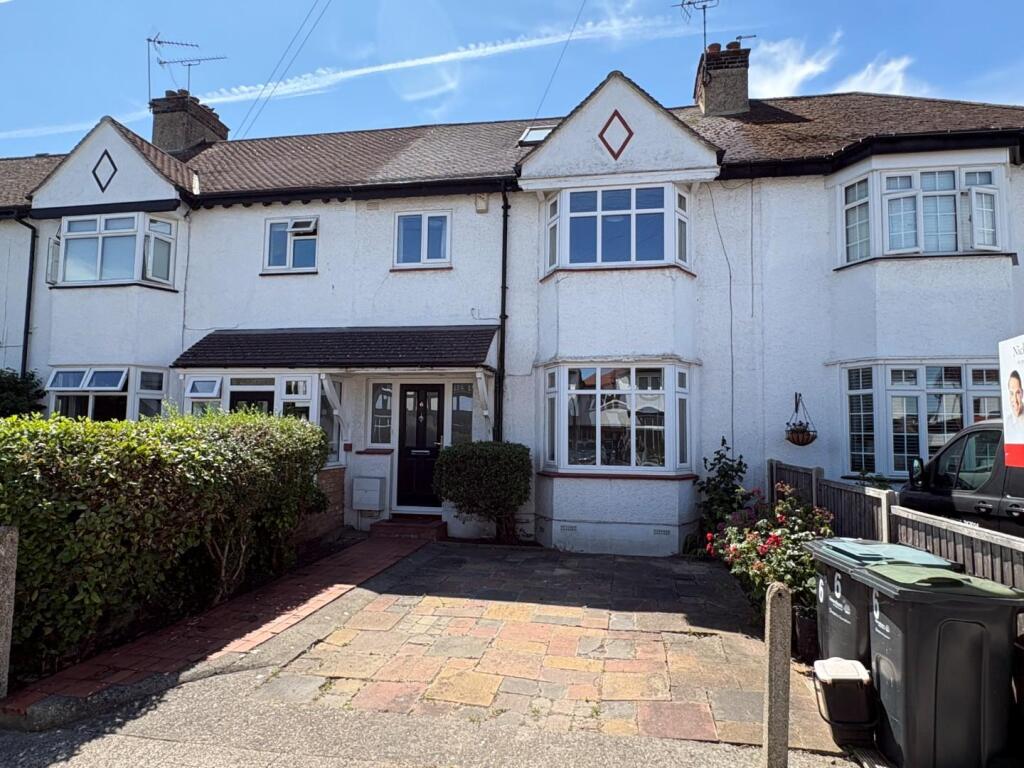 4 bed Mid Terraced House for rent in Northfleet. From Hunters - Gravesend