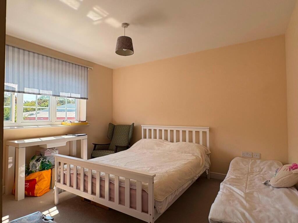 2 bed 1st Floor Flat for rent in Gravesend. From Hunters - Gravesend