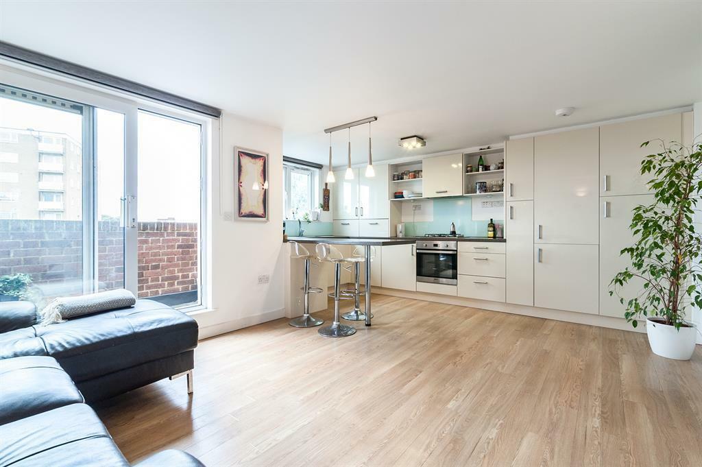 1 bed Flat for rent in London. From Hunters - Stoke Newington