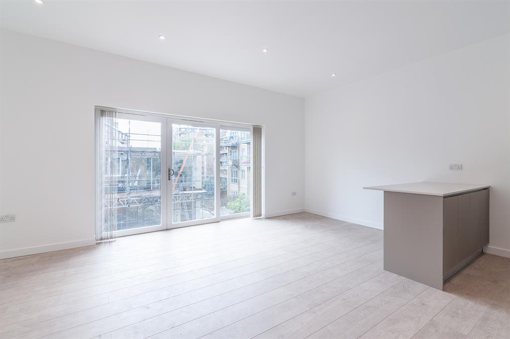 1 bed 1st Floor Flat for rent in Stoke Newington. From Hunters - Stoke Newington