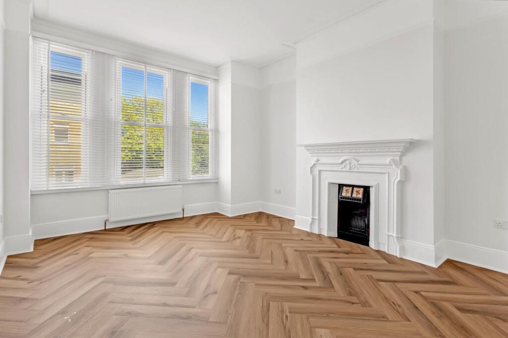 7 bed Annexe for rent in London. From Hunters - Stoke Newington