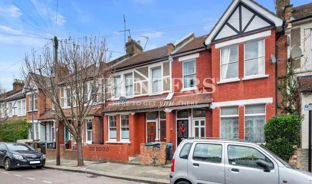 2 bed 1st Floor Flat for rent in Tottenham. From Hunters - Stoke Newington