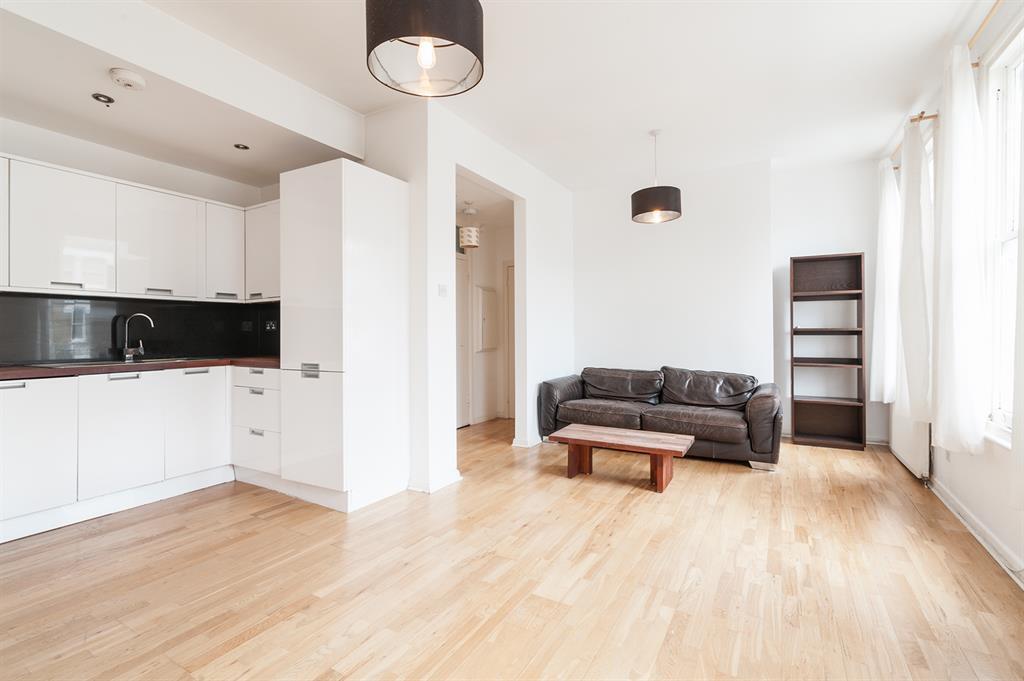 2 bed 1st Floor Flat for rent in Stoke Newington. From Hunters - Stoke Newington