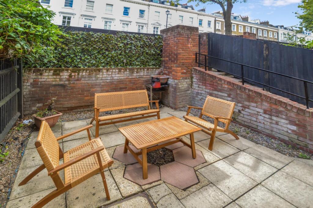 3 bed Annexe for rent in Westminster. From Hunters - Stoke Newington