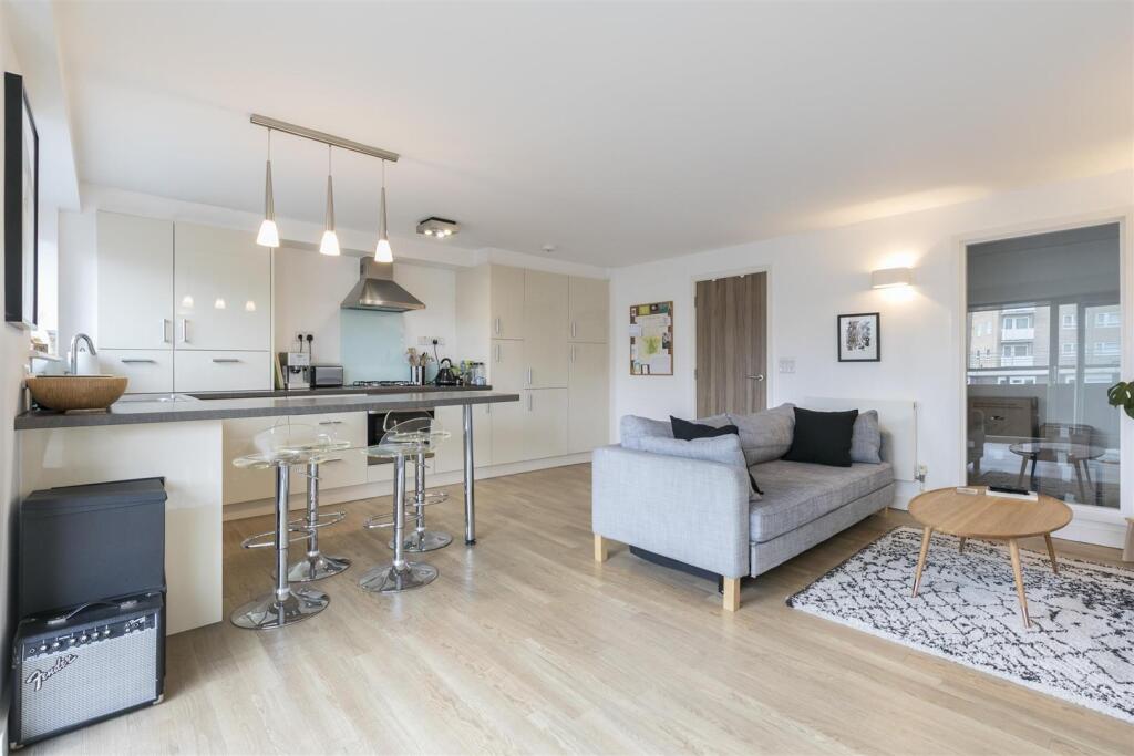 1 bed 1st Floor Flat for rent in Stoke Newington. From Hunters - Stoke Newington 1 bed 1st Floor Flat for rent in Stoke Newington. From Hunters - Stoke Newington