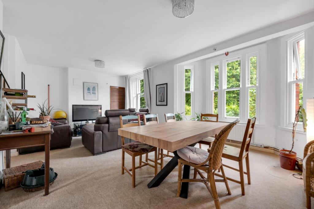3 bed 1st Floor Flat for rent in London. From Hunters - Stoke Newington 3 bed 1st Floor Flat for rent in London. From Hunters - Stoke Newington