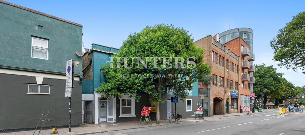 2 bed 1st Floor Flat for rent in London. From Hunters - Stoke Newington
