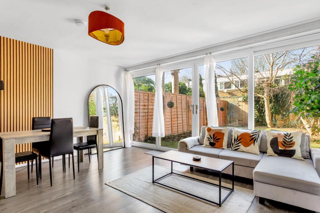 3 bed End of Terrace for rent in London. From Hunters - Stoke Newington 3 bed End of Terrace for rent in London. From Hunters - Stoke Newington