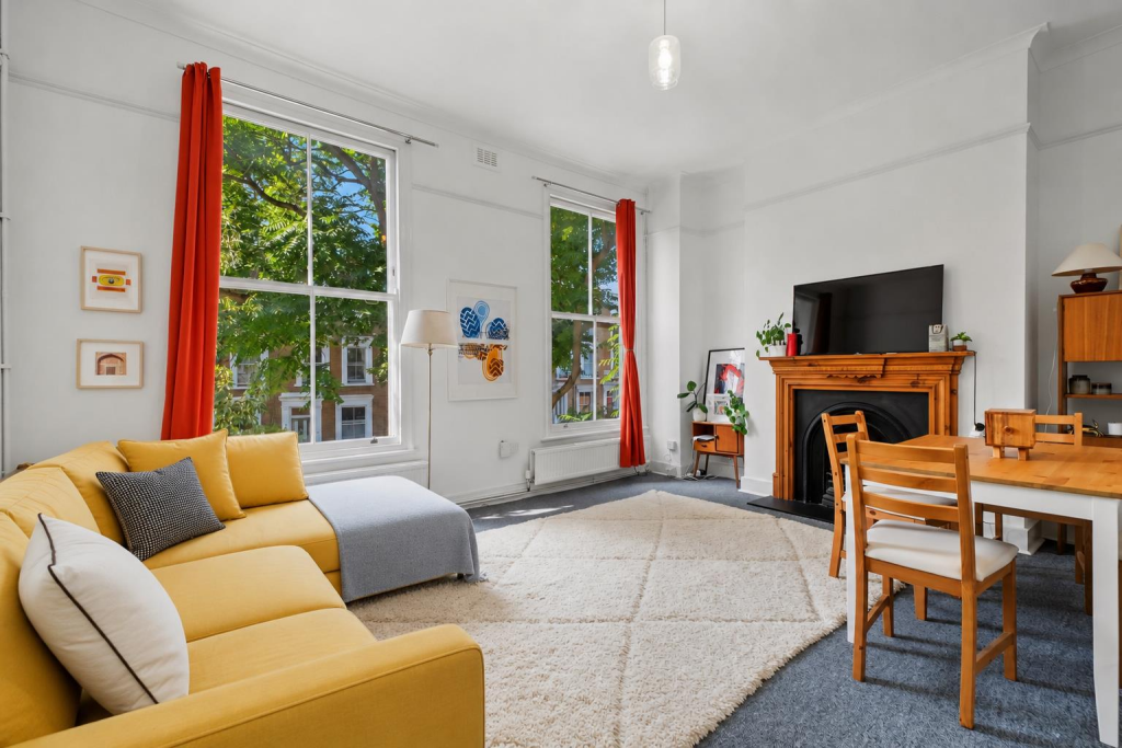 2 bed Annexe for rent in Islington. From Hunters - Stoke Newington 2 bed Annexe for rent in Islington. From Hunters - Stoke Newington